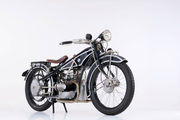 BMW_R32